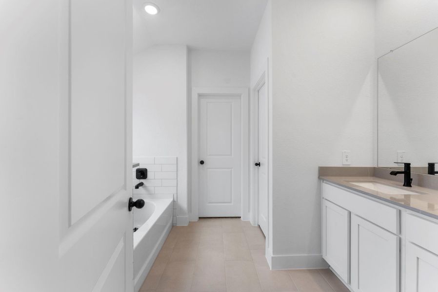 Furnished interior view inside a new home in Chapel Lakes, Montgomery (Image 6).