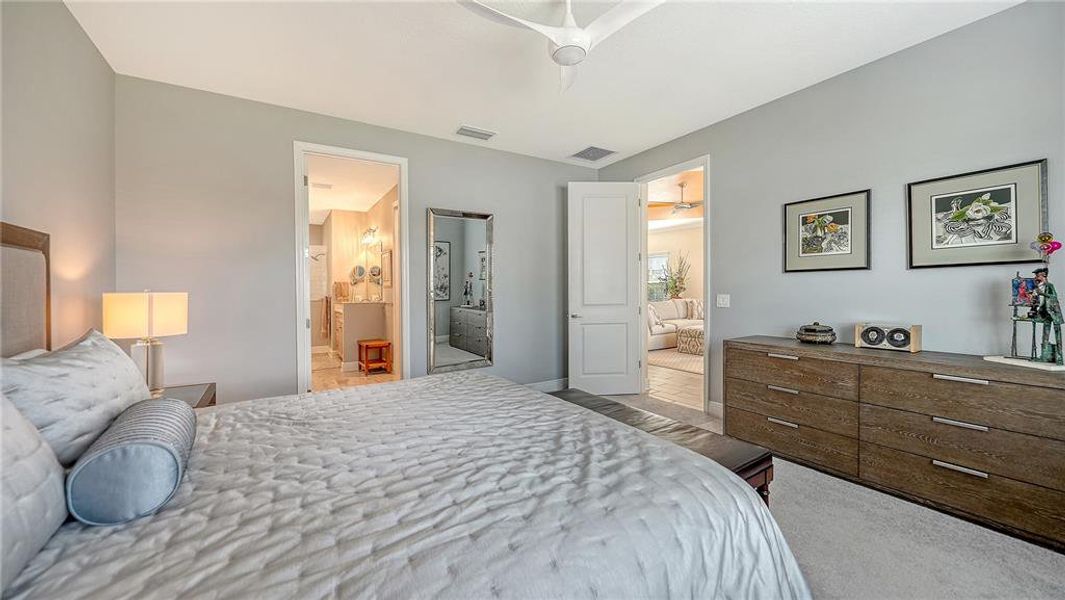 Furnished interior view inside a new home in , Sarasota (Image 23).