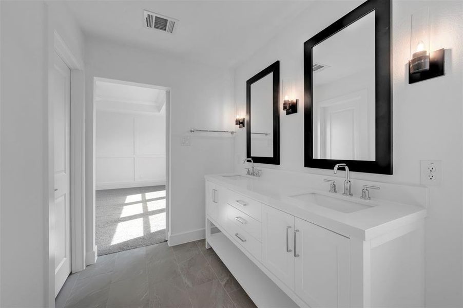 Furnished interior view inside a new home in Heritage Ranch, Sherman (Image 26).