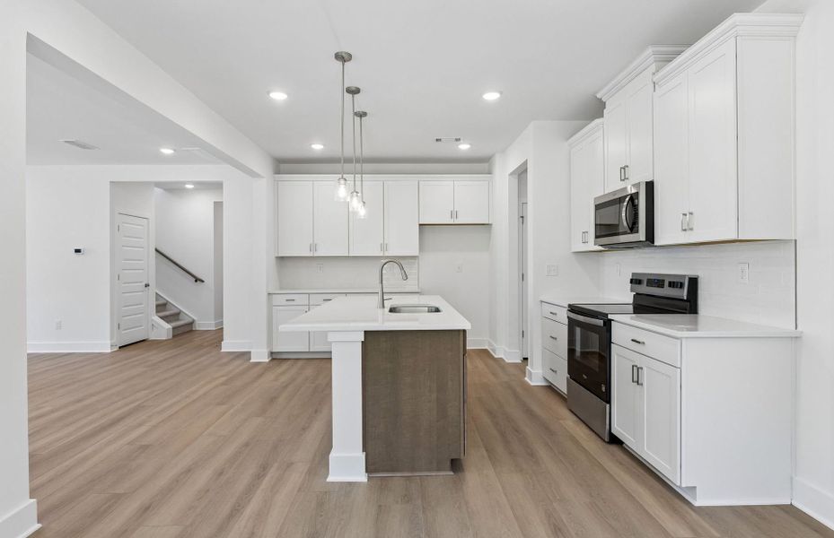 Furnished interior view inside a new home in Glenview Farms, Murfreesboro (Image 12).