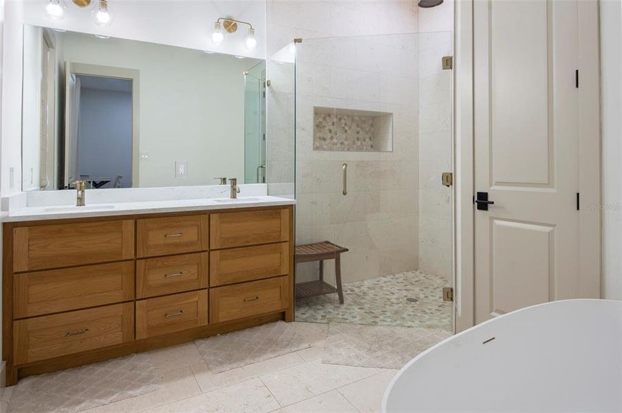 Furnished interior view inside a new home in , St. Petersburg (Image 31).