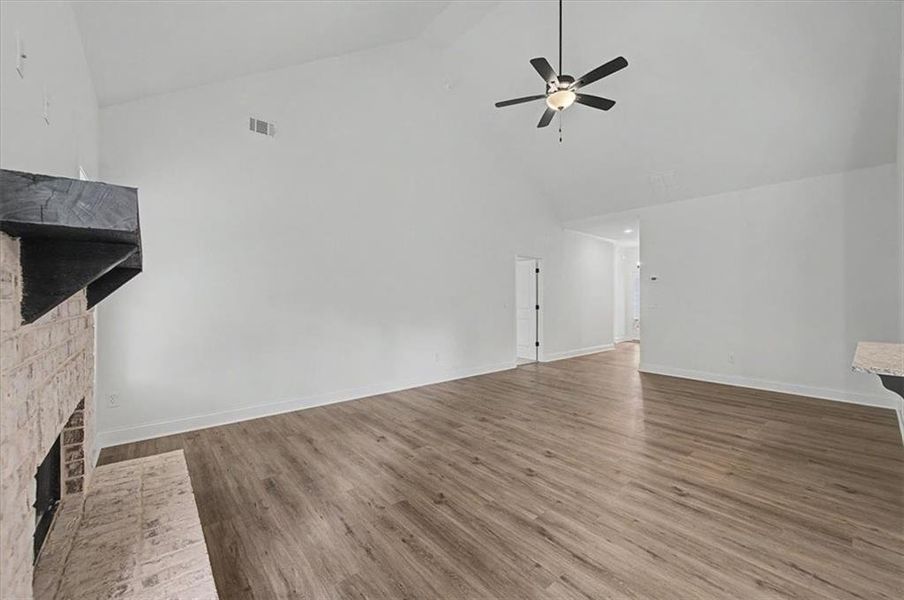 Spacious, unfurnished interior of a new home in , Dallas (Image 25). Spacious, unfurnished interior of a new home in , Dallas (Image 25).