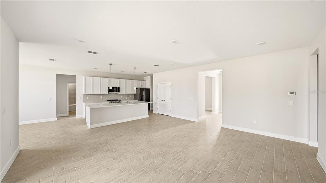 Spacious, unfurnished interior of a new home in , Palm Coast (Image 43).