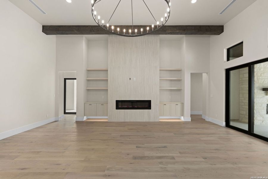 Spacious, unfurnished interior of a new home in , San Antonio (Image 64).