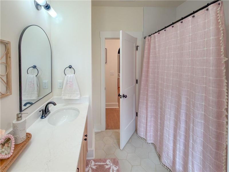 Furnished interior view inside a new home in , Silver Creek (Image 25). Furnished interior view inside a new home in , Silver Creek (Image 25).