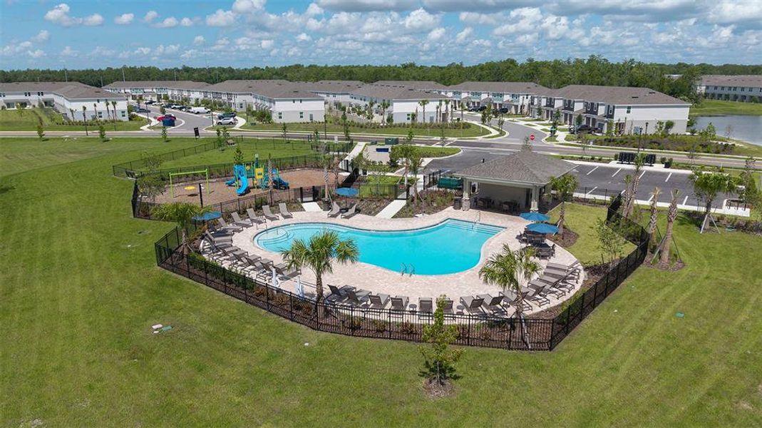 Image 28 of a home in Westview Community Group Page.