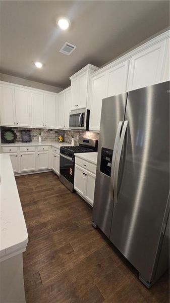 Furnished interior view inside a new home in , Grayson (Image 3).