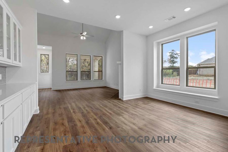 Spacious, unfurnished interior of a new home in Midline, Webster (Image 14). Spacious, unfurnished interior of a new home in Midline, Webster (Image 14).