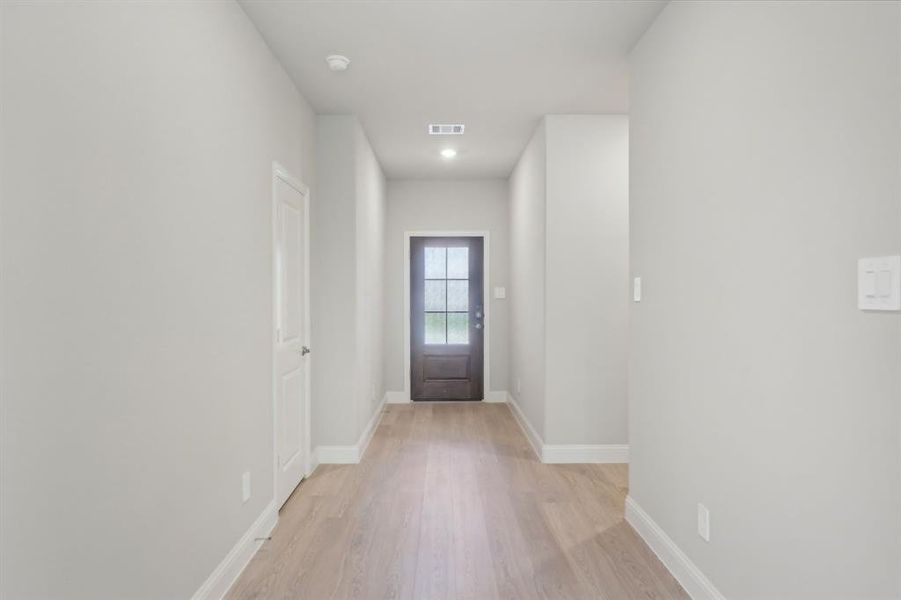 Photo is not of the actual home, but is an inspirational photo of builder’s model home and may depict options, furnishings, and/or decorator features that are not included. Photo is not of the actual home, but is an inspirational photo of builder’s model home and may depict options, furnishings, and/or decorator features that are not included.