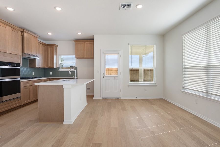 Furnished interior view inside a new home in Porter Country, Buda (Image 5).