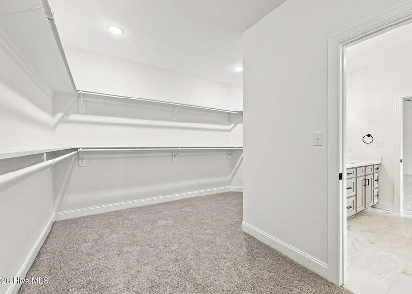 Spacious, unfurnished interior of a new home in Dixon Grove, Grimesland (Image 19).