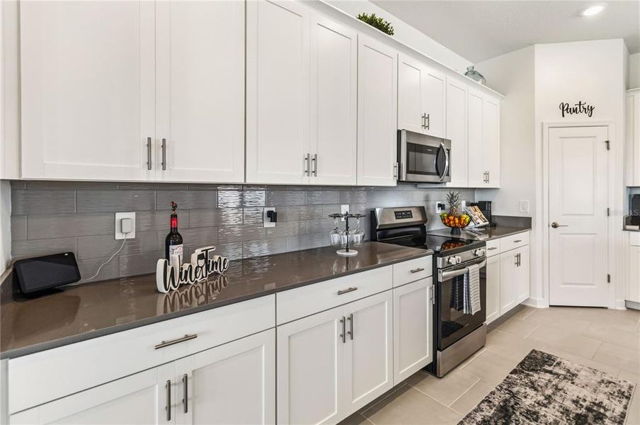 Furnished interior view inside a new home in Providence, Davenport (Image 6).