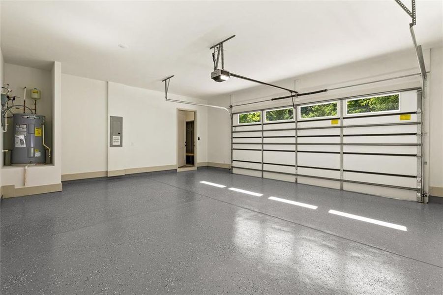 Spacious, unfurnished interior of a new home in , Hull (Image 74).