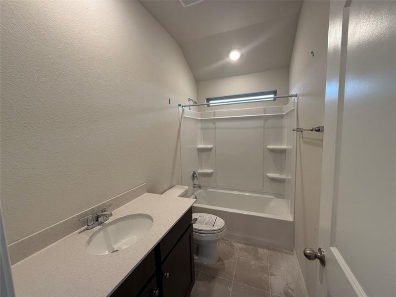 Furnished interior view inside a new home in La Cima, San Marcos (Image 6).