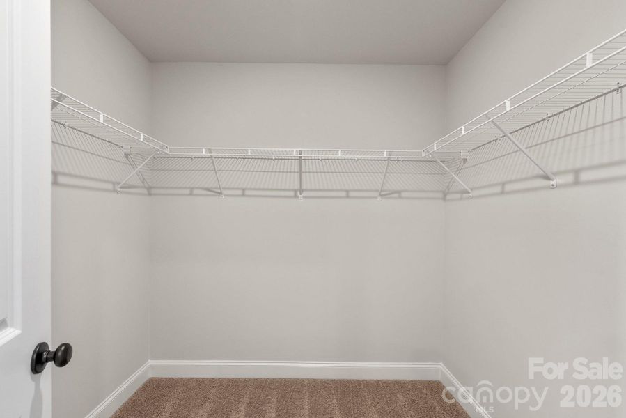 Spacious, unfurnished interior of a new home in Stagecoach Station, Gastonia (Image 15).
