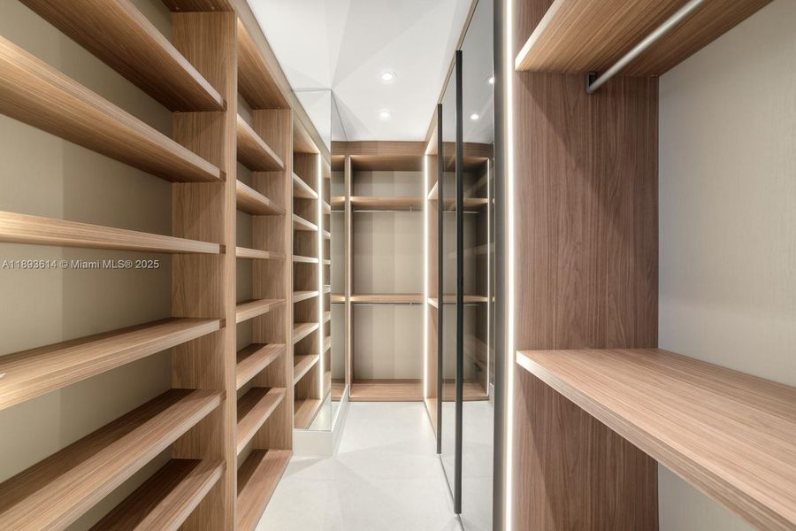 Image 78 of a home in .