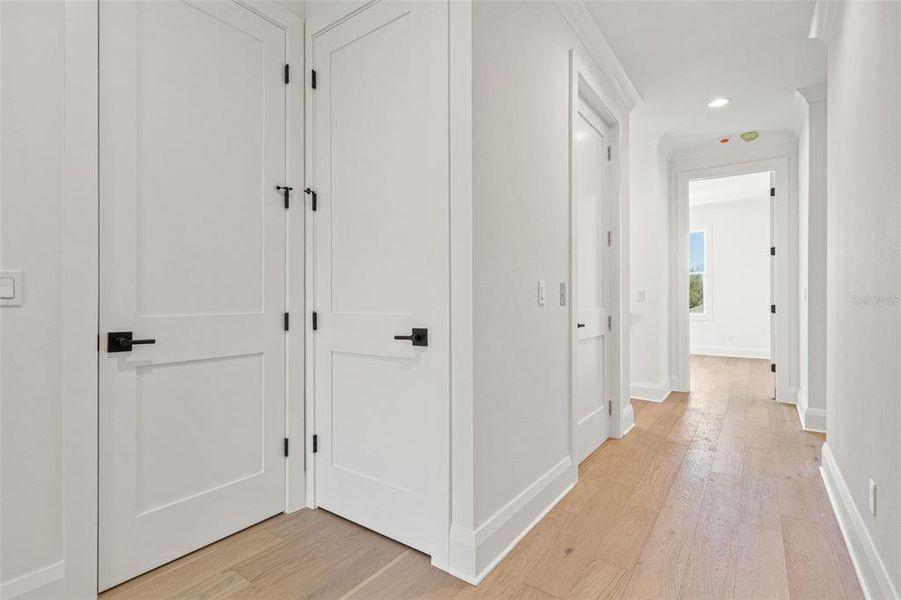 Spacious, unfurnished interior of a new home in , Tampa (Image 44).