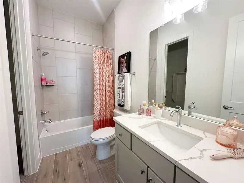 Furnished interior view inside a new home in Meridiana, Manvel (Image 4). Furnished interior view inside a new home in Meridiana, Manvel (Image 4).