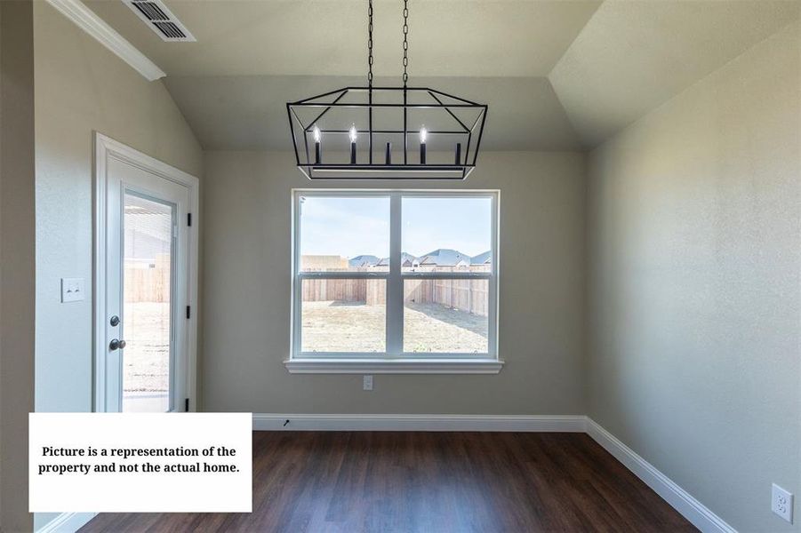 Spacious, unfurnished interior of a new home in , Abilene (Image 13).