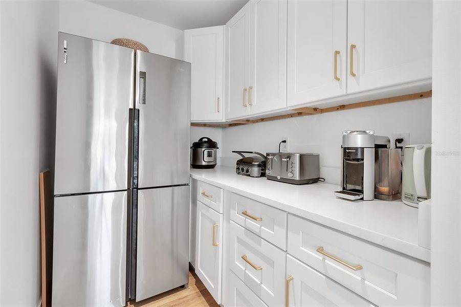 Furnished interior view inside a new home in , Sarasota (Image 6).