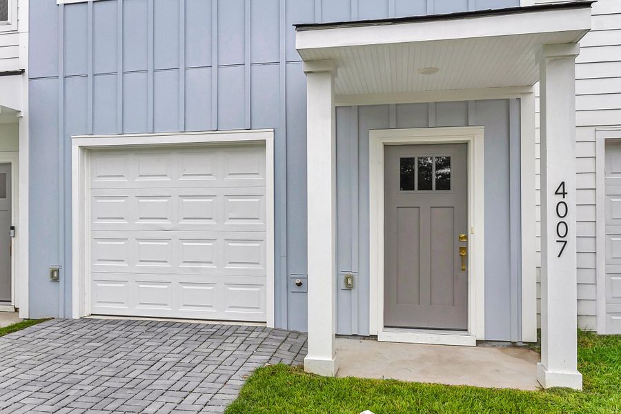 Exterior details and patio area of a home in , North Charleston (Image 3).