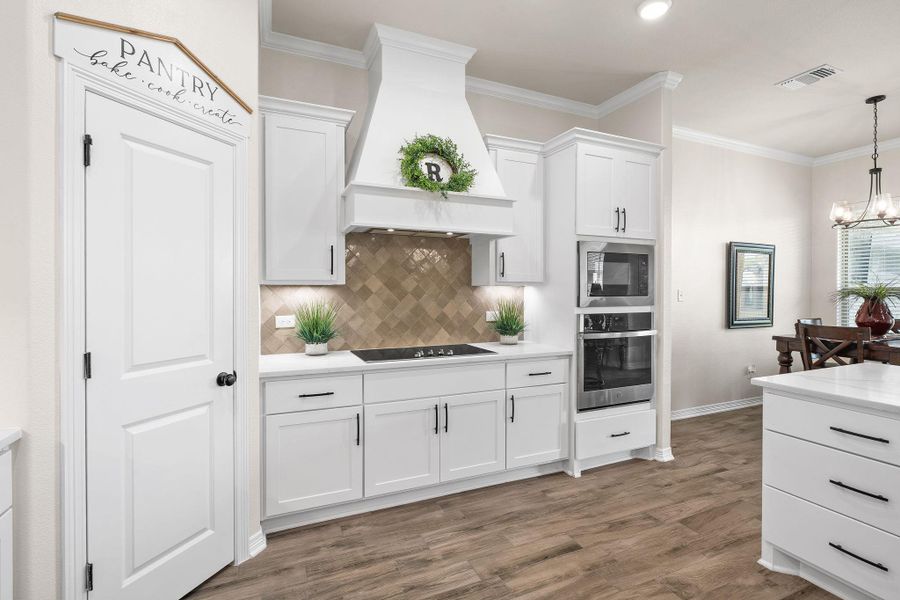 Furnished interior view inside a new home in , Temple (Image 27).