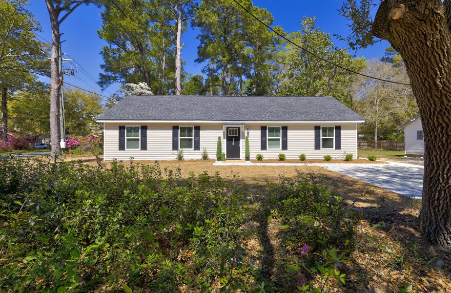 Exterior details and patio area of a home in , Walterboro (Image 26). Exterior details and patio area of a home in , Walterboro (Image 26).
