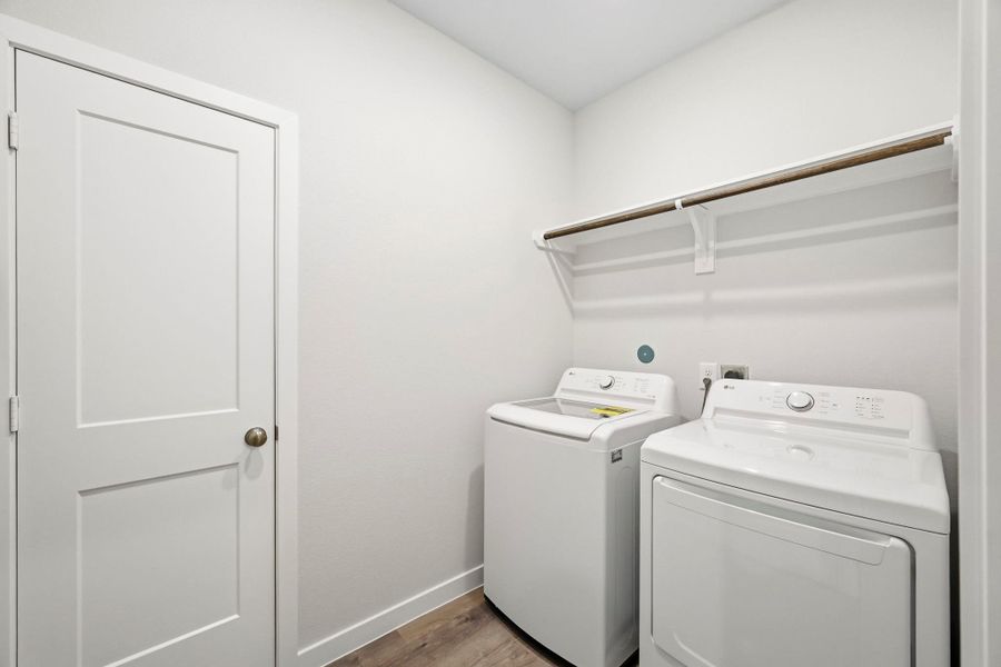 Furnished interior view inside a new home in Crockett Meadows, Conroe (Image 11).