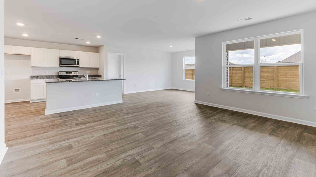 Spacious, unfurnished interior of a new home in Halls Landing, Bolivia (Image 11).