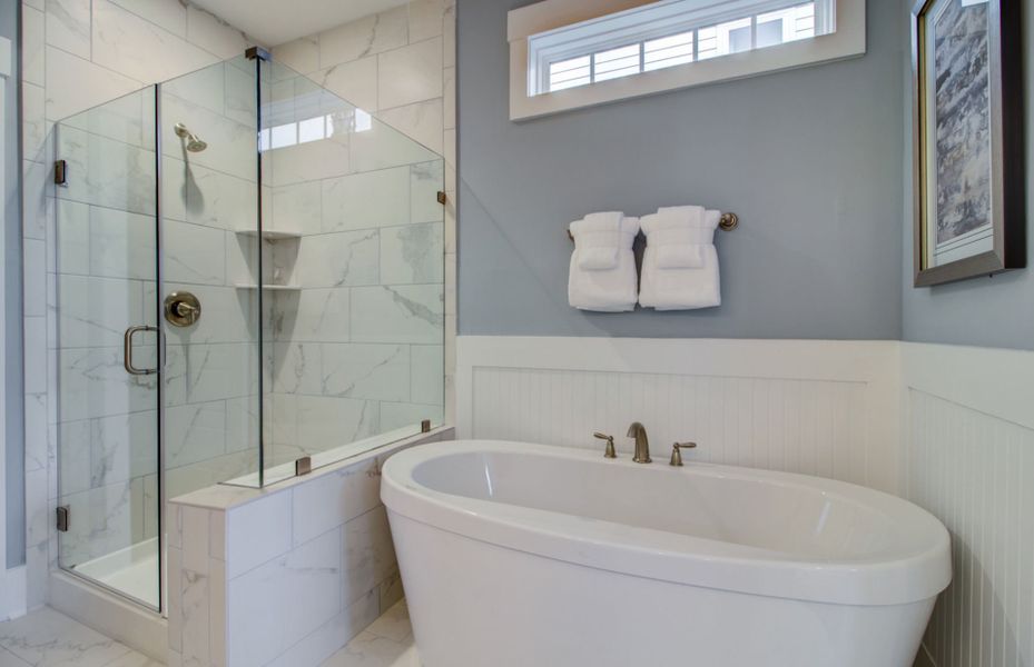 Representative furnished interior of a home built from the Poplar by Pulte Homes in Long Savanna, Charleston (Image 10).