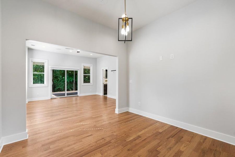 Spacious, unfurnished interior of a new home in , Atlanta (Image 41).