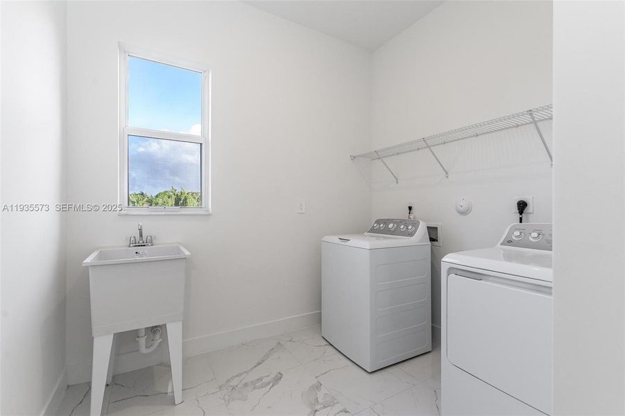 Furnished interior view inside a new home in , Davie (Image 6).