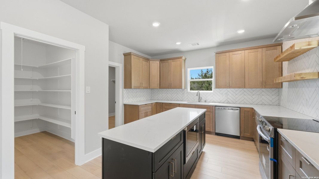 Furnished interior view inside a new home in , Canyon Lake (Image 28).