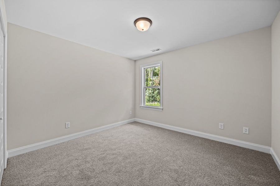 Spacious, unfurnished interior of a new home in Laurel Oaks, Greenville (Image 50). Spacious, unfurnished interior of a new home in Laurel Oaks, Greenville (Image 50).