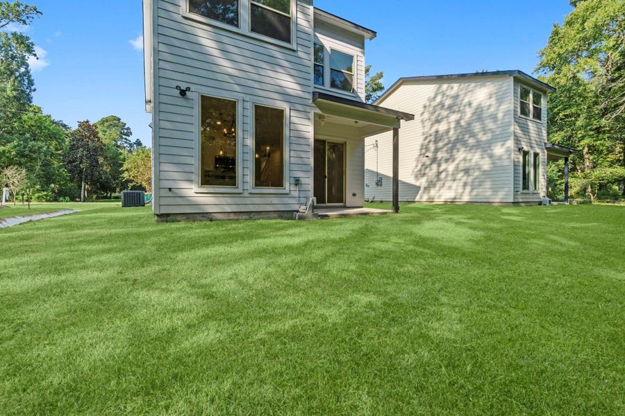 Grass enhanced by photographers.