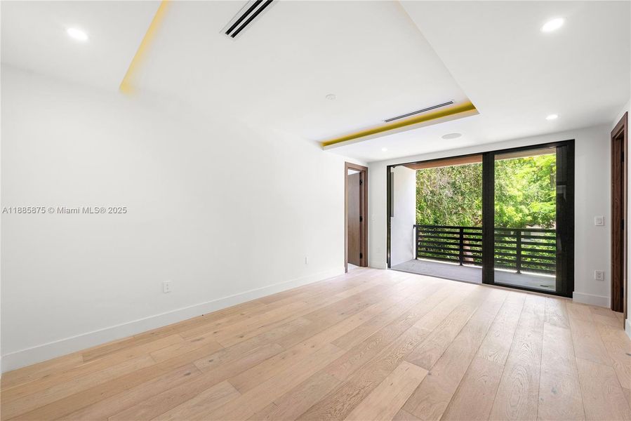 Spacious, unfurnished interior of a new home in , Miami (Image 39). Spacious, unfurnished interior of a new home in , Miami (Image 39).
