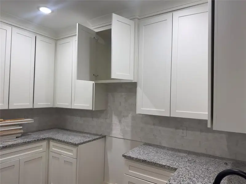 Furnished interior view inside a new home in , Tyler (Image 6).