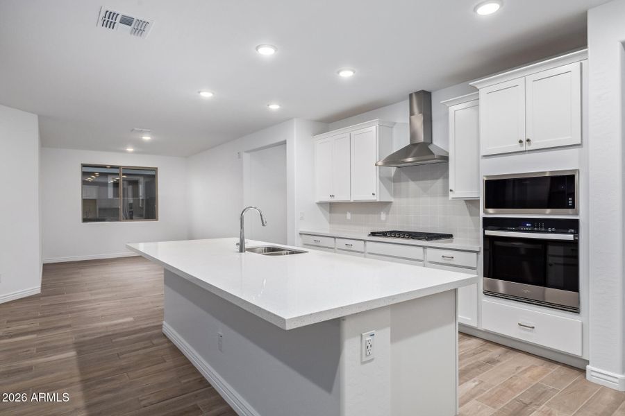 PHX_Miravida_Lot 1041_Imperial_14797_Kit