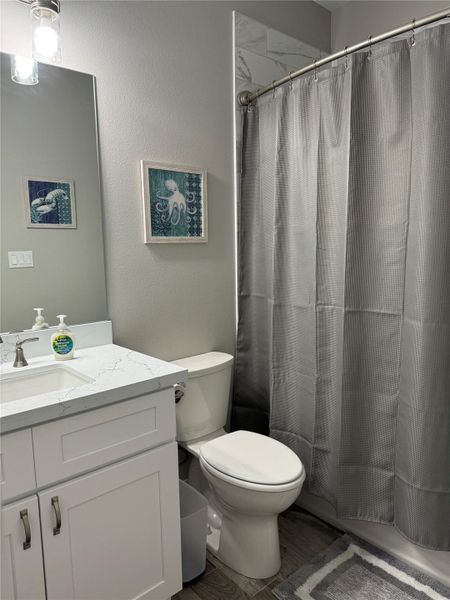 Furnished interior view inside a new home in , Galveston (Image 17).