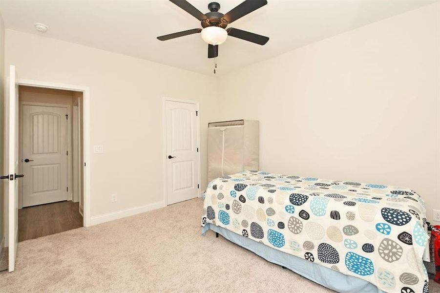 Furnished interior view inside a new home in , Dallas (Image 39).