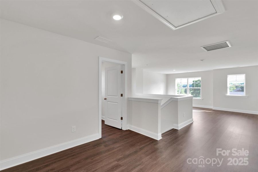 Spacious, unfurnished interior of a new home in , Lincolnton (Image 33).
