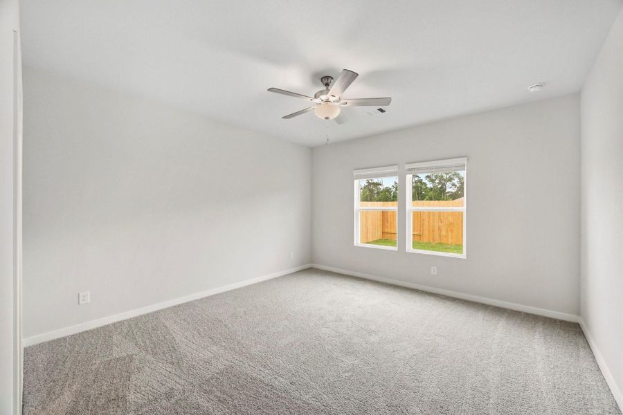 Spacious, unfurnished interior of a new home in Crockett Meadows, Conroe (Image 16).