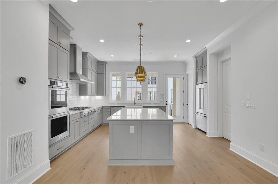 Furnished interior view inside a new home in , Alpharetta (Image 9).