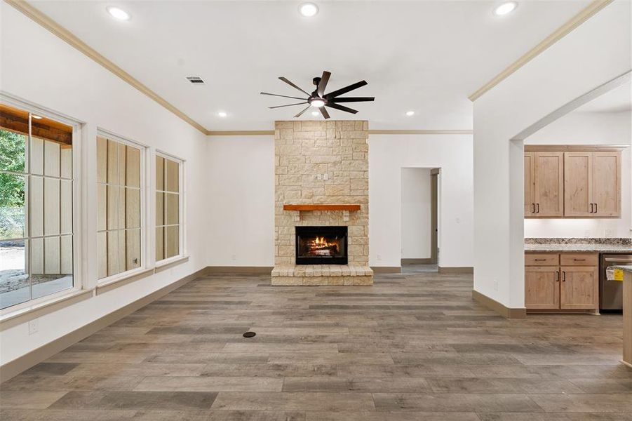 Spacious, unfurnished interior of a new home in , Star Harbor (Image 28).