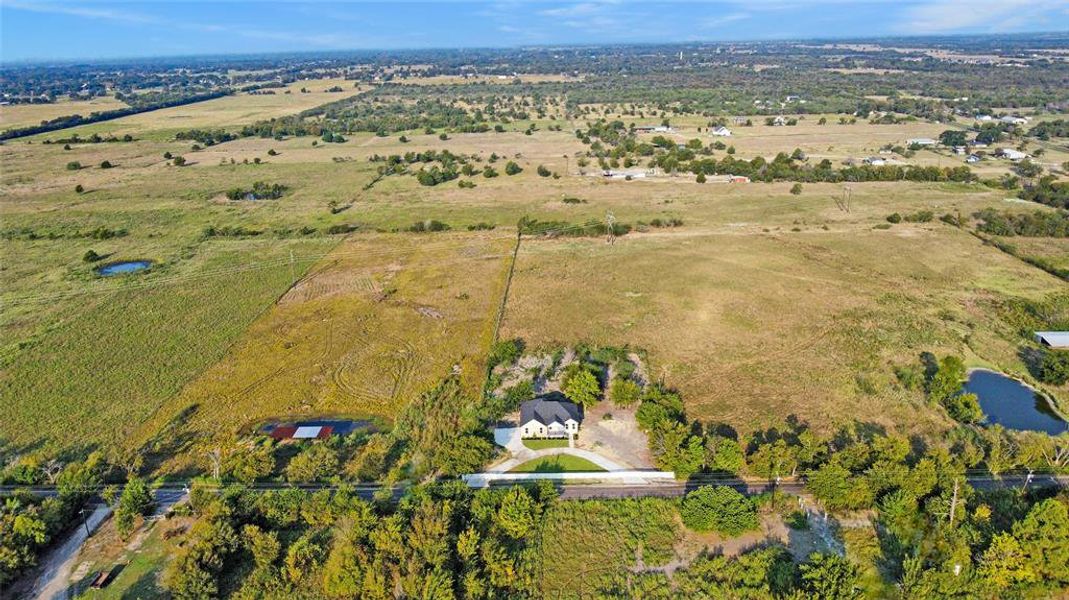 Image 18 of a home in .