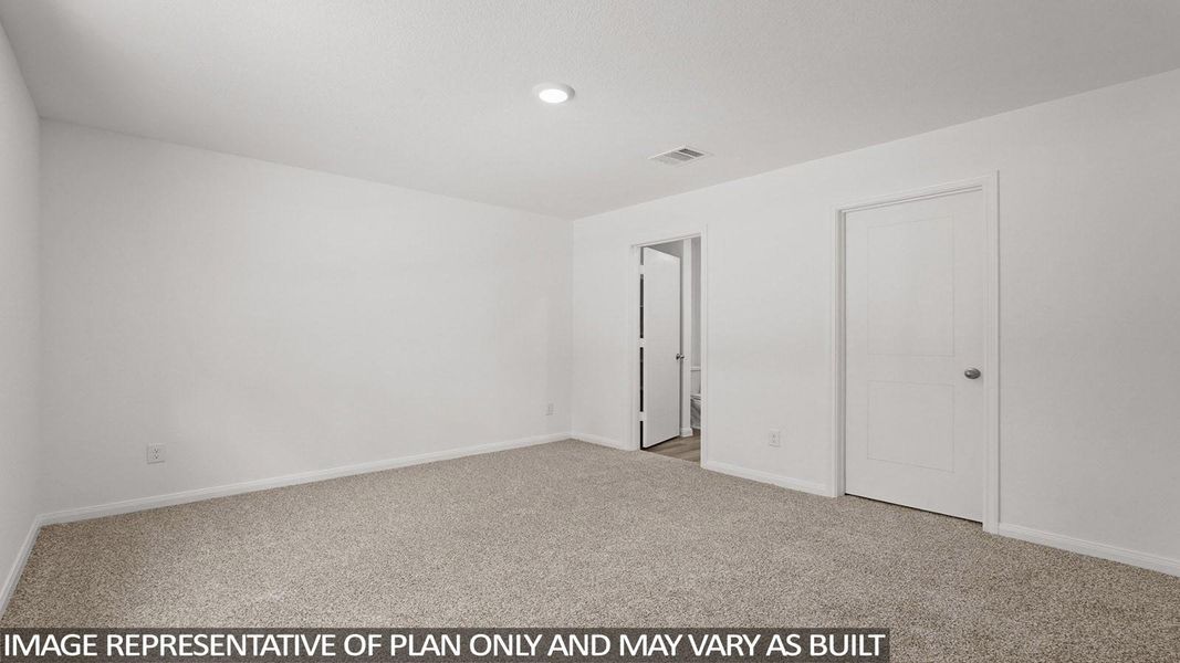 Spacious, unfurnished interior of a new home in McCrorey Trails, Conroe (Image 11).