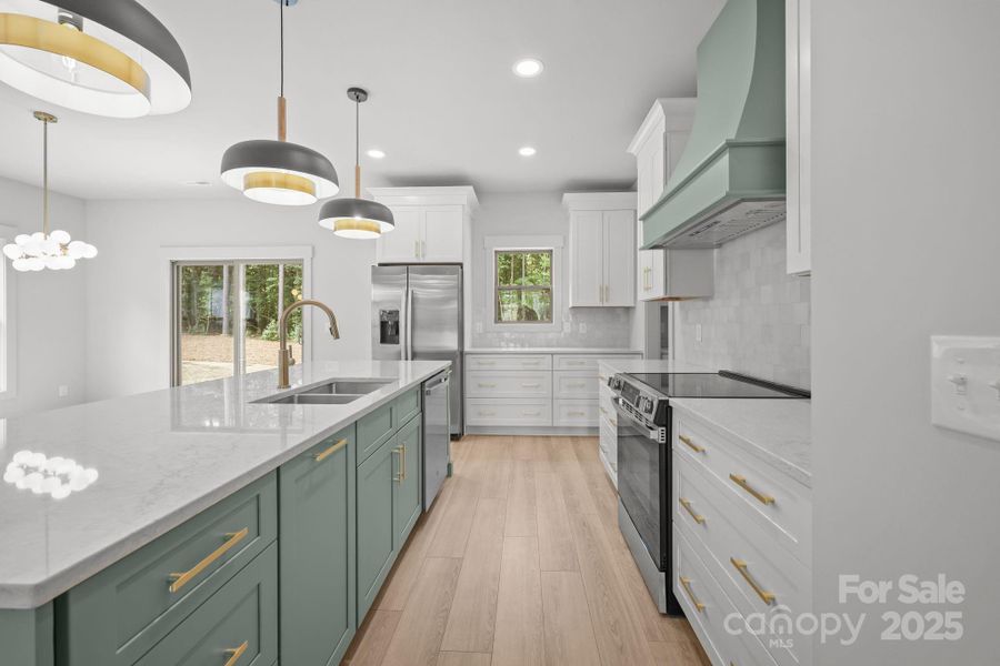 Furnished interior view inside a new home in , Richfield (Image 9).