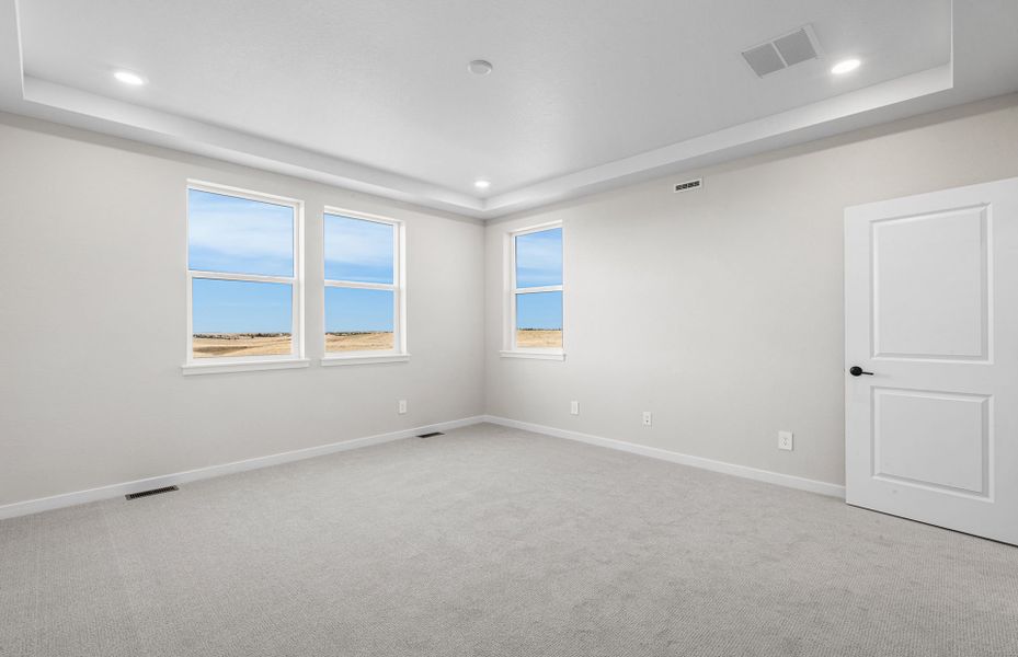 Spacious, unfurnished interior of a new home in Independence, Elizabeth (Image 15).