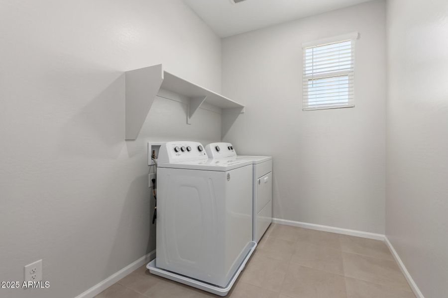 34 - Camino Del Oro 34 - Camino Del Oro