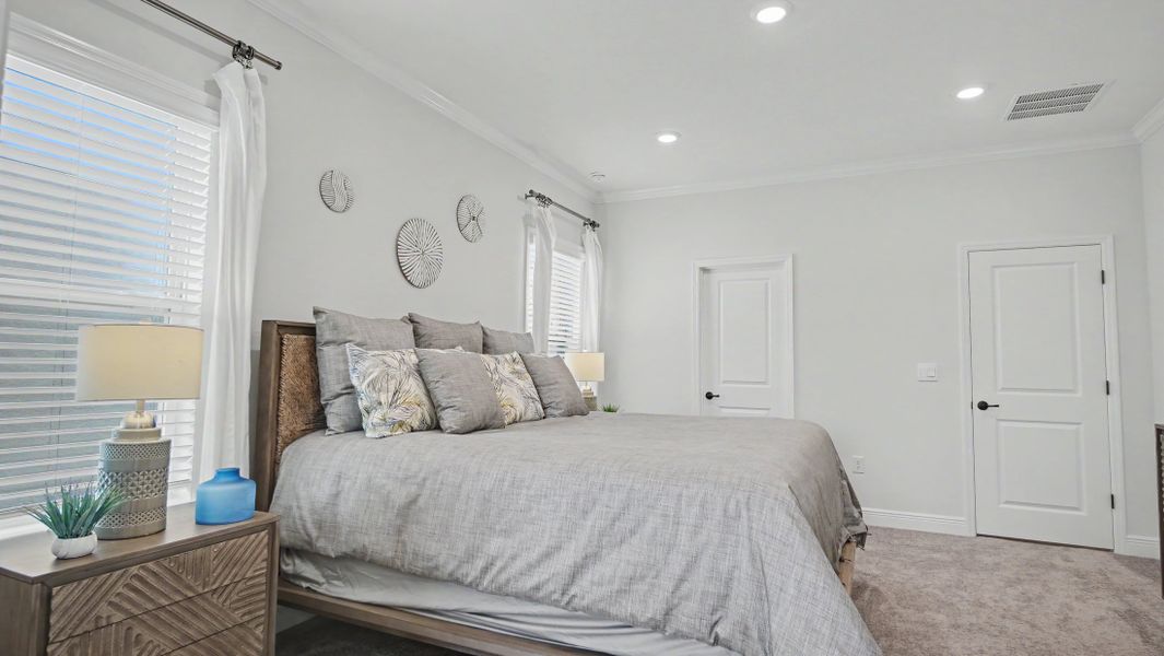 Representative furnished interior of a home built from the Drexel by Maronda Homes in Labelle, Labelle (Image 50).